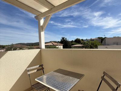 chambre d'hôtes les flamants roses vue du balcon solarium villa maimona balaruc les bains